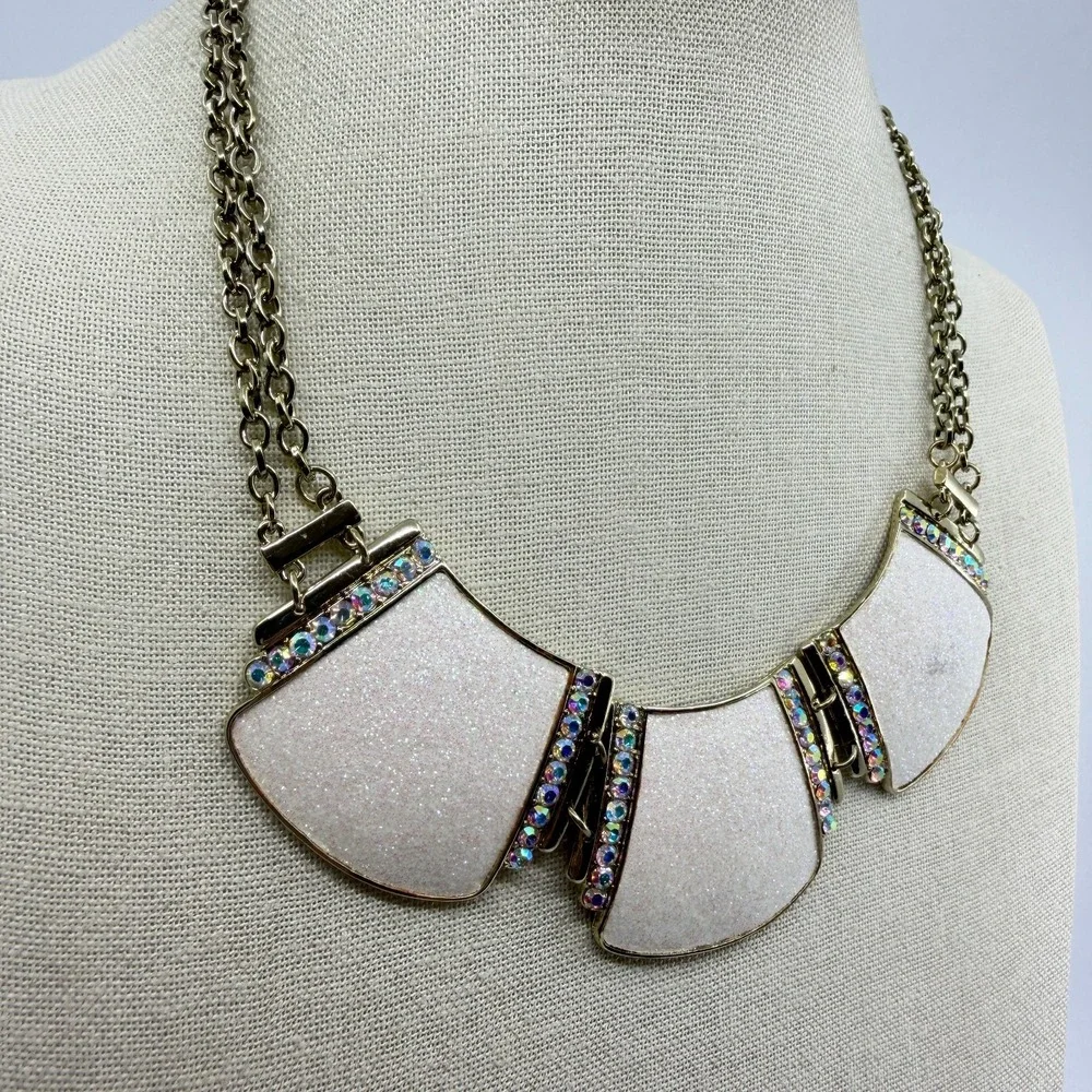 N/A sparkling bib
